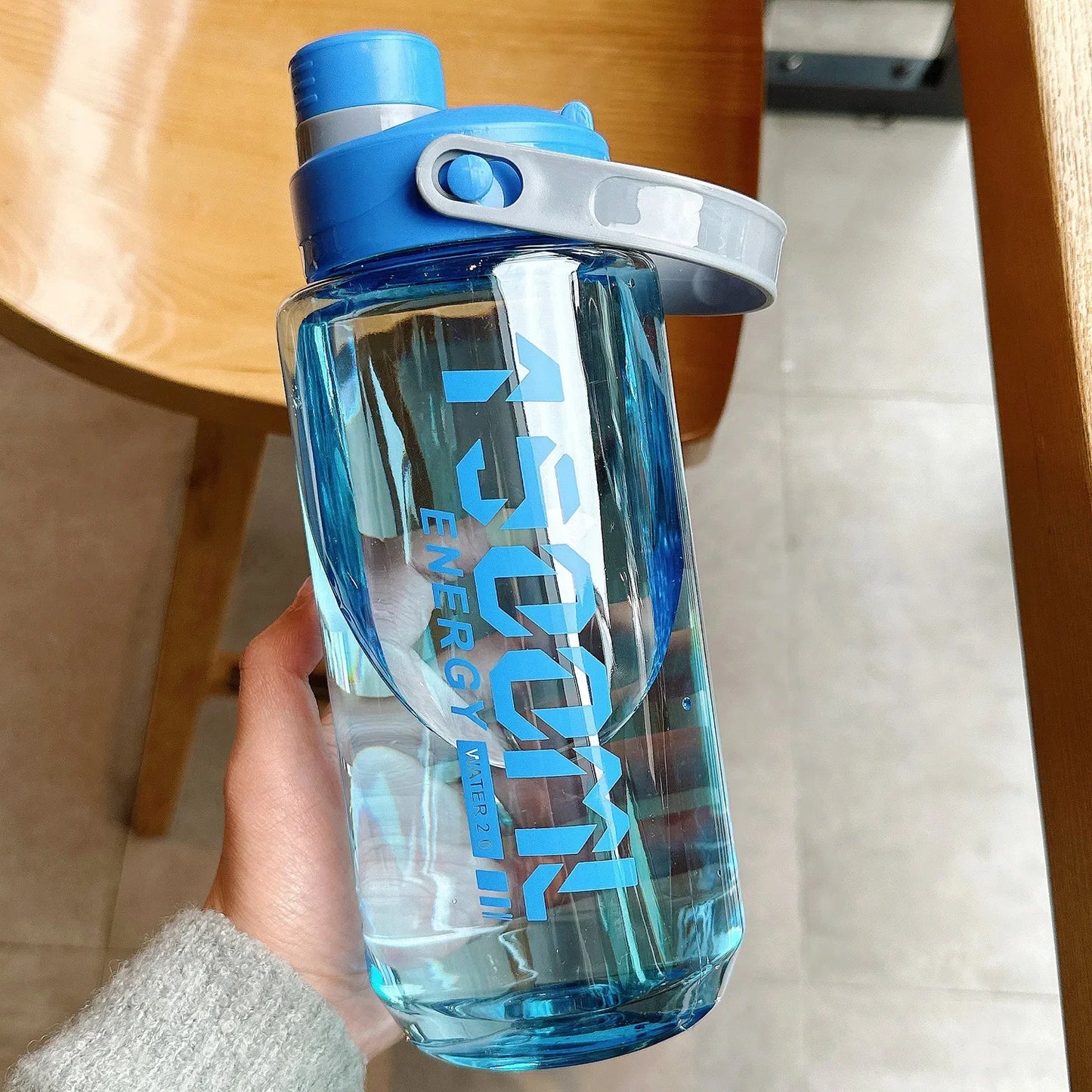 1500ml-2000ml Large Capacity Plastic Water Bottle