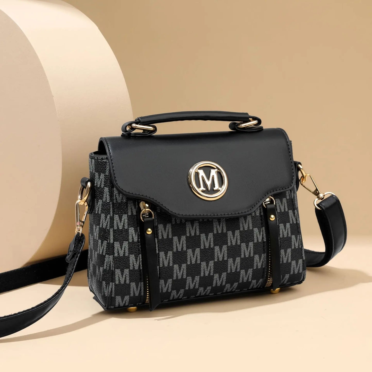 Stereotyped Classic Retro Handbag