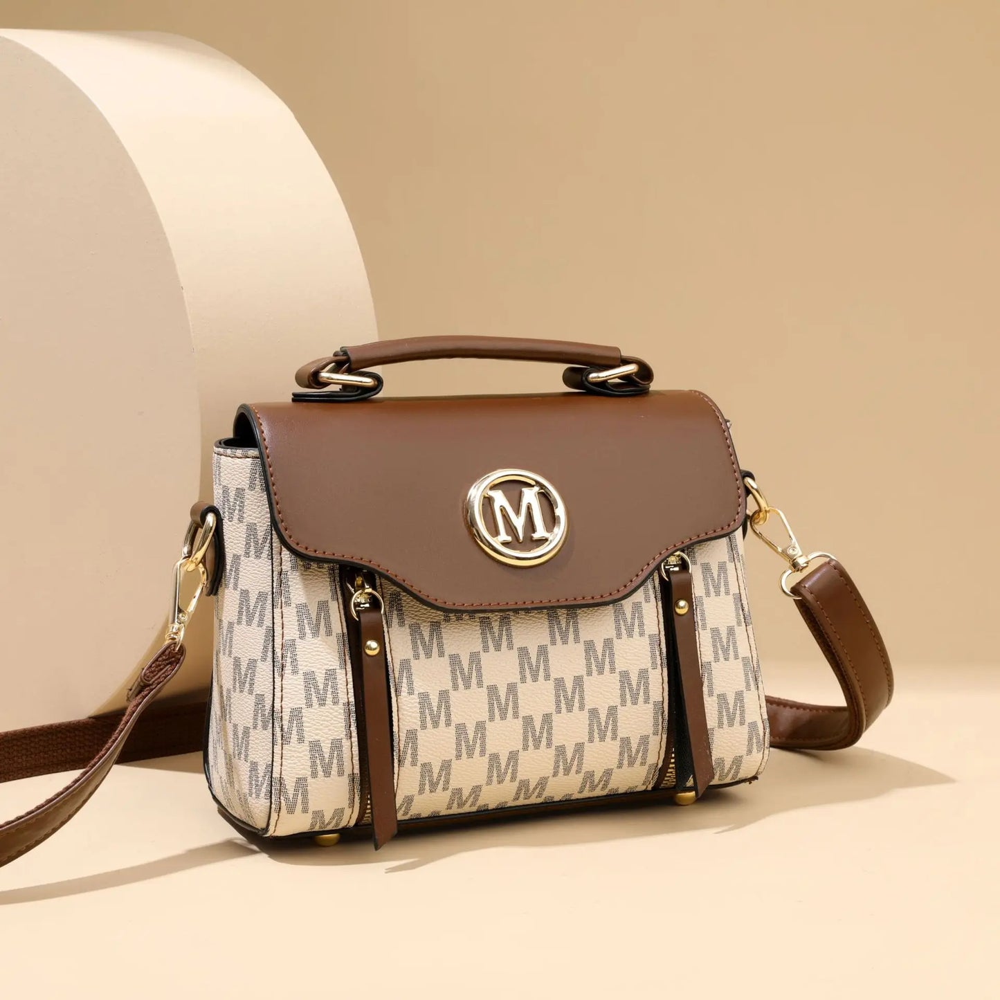 Stereotyped Classic Retro Handbag