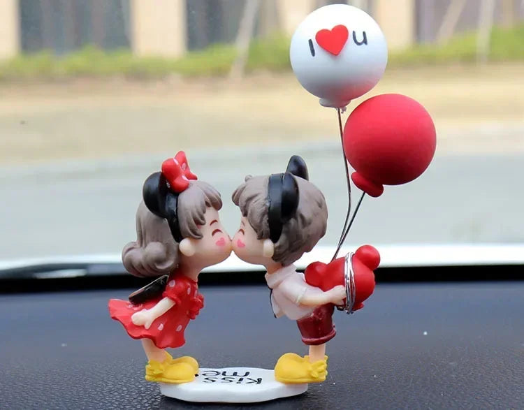 Cartoon Resin Couples Figurine Cute Lovers Balloon Ornament for Car Dashboard;Office Desktop;Home Decor